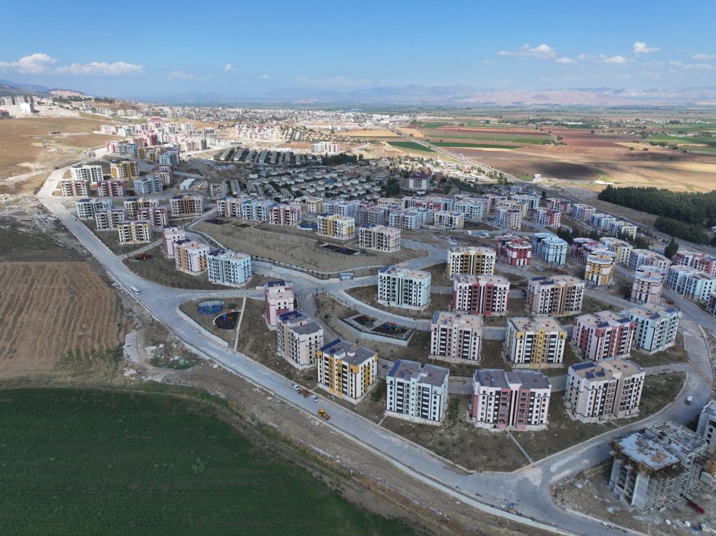 Hatay İli, Kırıkhan İlçesi, Karataş Mahallesi 500 Konut İnşaatı İşi - Görsel 2